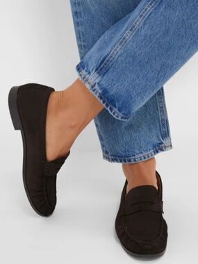 Tuckernuck Chocolate Suede Vivian Loafers 8.5